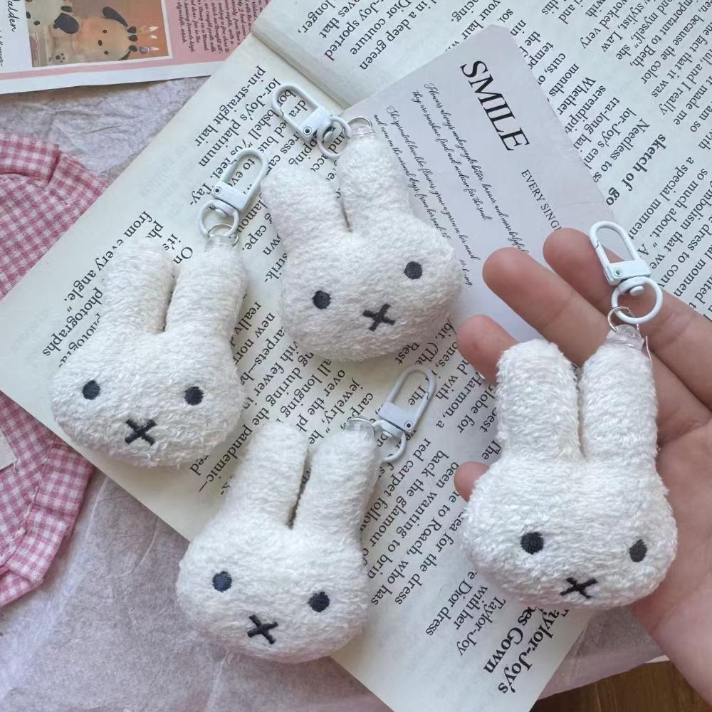 HOT Miffy Keychain High Color Value Cartoon Doll Rabbit Shape Creative Men's and Women's Cute Car Schoolbag Pendant Decoration