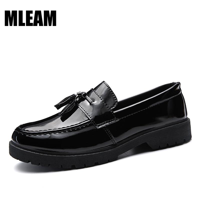 

Men Dress Shoes Spring Newestslip On Patent Leather Bright Fringe Mens Loafers Round Toe Size 38-44 Soft Luxury Unisex Women Shoes