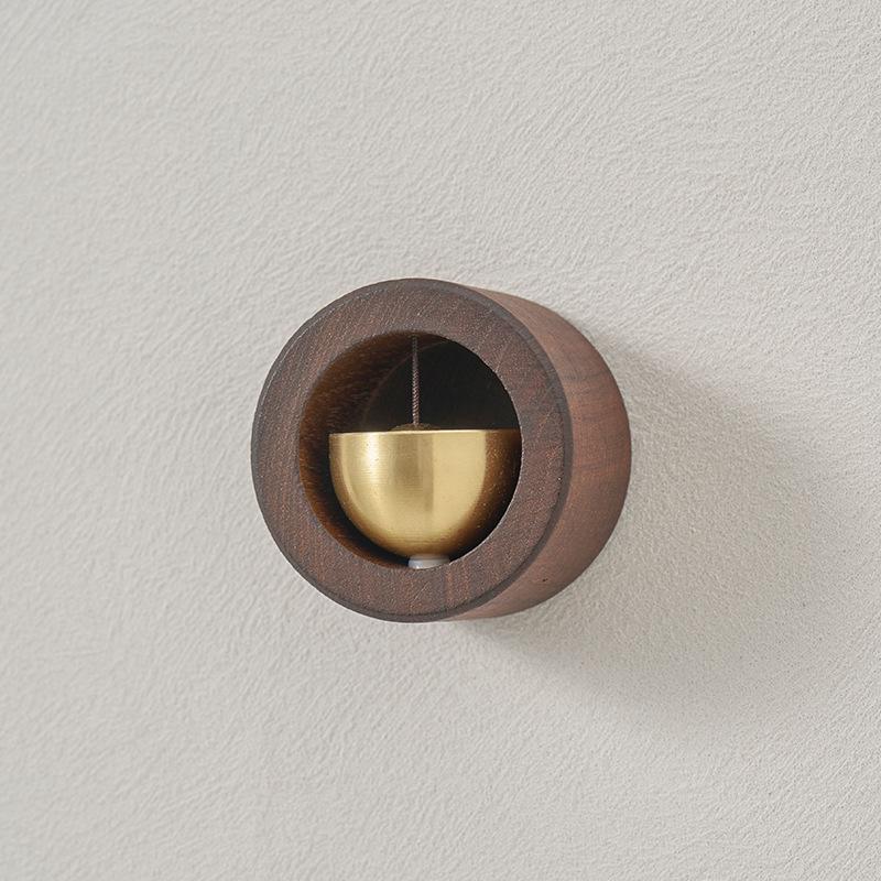 Wind chime door bell, made of beech wood and brass, magnetic car-mounted simple decorative pendant