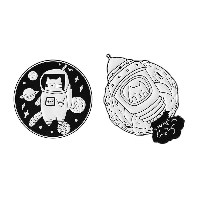 Cat Astronaut Enamel Pins Custom Cosmos Spaceship Brooches Lapel Badges Clothes Animal Jewelry Gift for Kids Friends