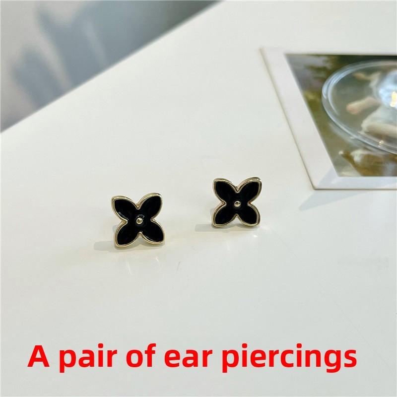 Arknights Mizuki Cos Game Four Leaf Clover Ear Earrings Animation Peripheral