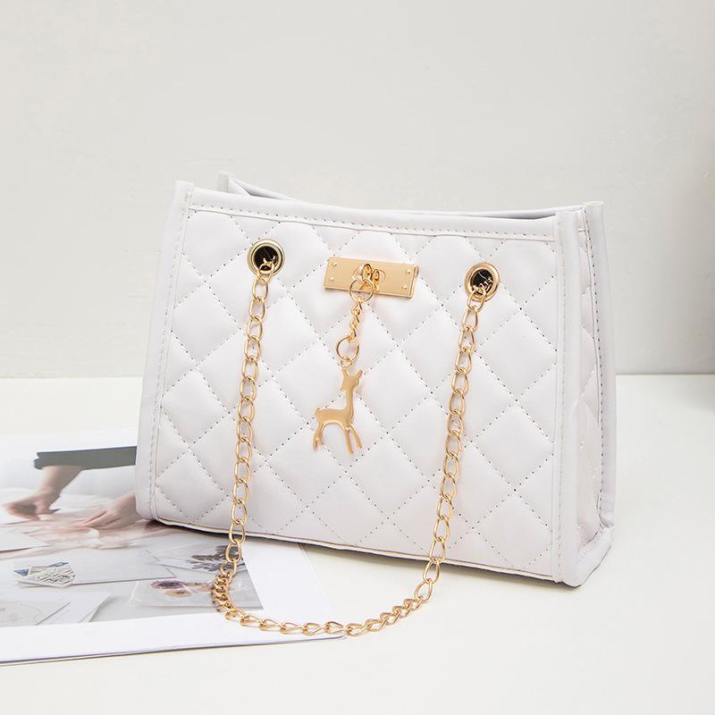 Deer Pendant Decorative Chain Messenger Bag Fashionable and Casual New Diamond Embroidered Women's Shoulder Bucket Bag