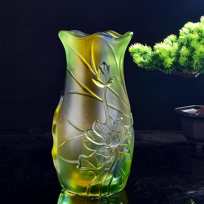 Make Offerings To Buddha Lotus Vase The Glass Vase Flower Vase of Prosperous and Noble Bamboo Lotus Vase for Buddha