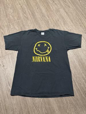 Vintage Nirvana Band T-Shirt Medium Smiley Face Grunge Rock Y2K