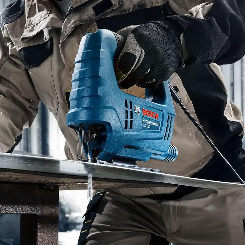 Bosch GST680/750 Electric Jigsaw CN plug (adapter included)