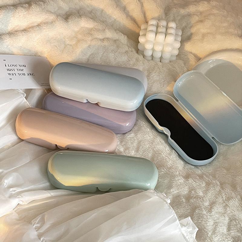 Tragbare cremefarbene Brillenetui, niedliche Sonnenbrillen-Myopie-Brillen-Aufbewahrungsbox