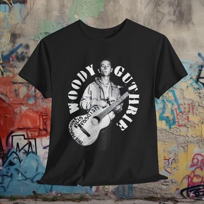 Maglietta Woody Guthrie Questa Macchina Uccide i Fascisti Musica Folk Chitarra Maglietta