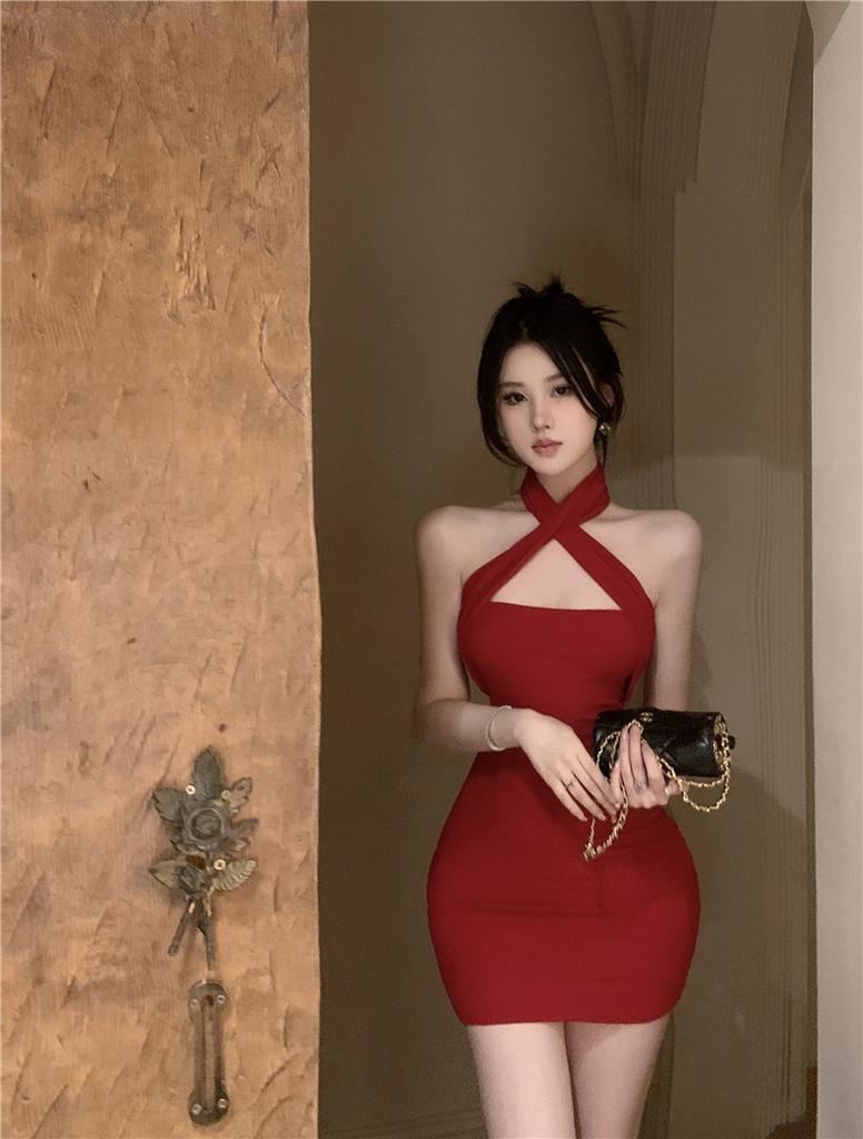 Pure Lust Spice Girl Sexy Pleated Cross Neck Sling Tight Dress Waist and Thin Backless Hip Skirt