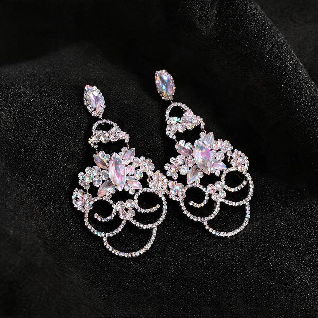 Silver Needle Luxury Full Diamond Hollow-Out Earrings, Retro Palace Style Exaggerated Drops, High-End Light Luxury Studs for Women