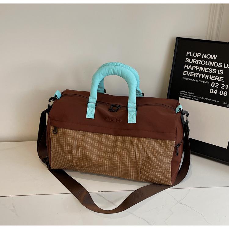 New Fitness Bag with Large Capacity Dry Wet Separation Sports Bag, Outdoor Leisure Independent Shoe Compartment Travel Bag
