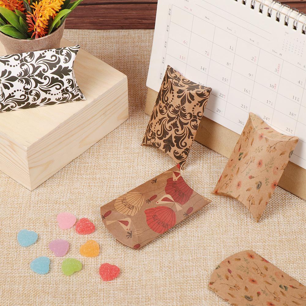 10PCS Mini Kraft Paper Candy Box Present Pouch Gifts Packaging Bag Pillow Shape Boxes Birthday Wedding Decoration Party Supplies