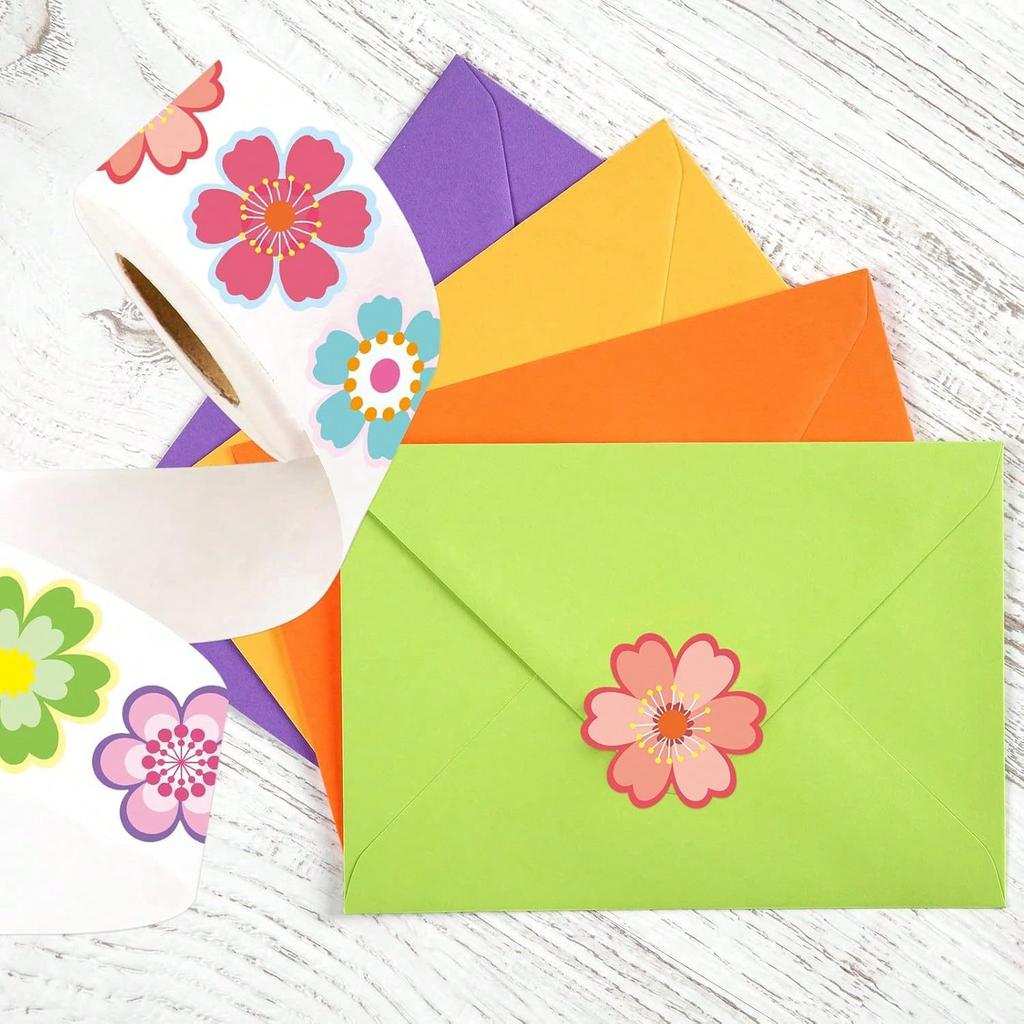 Roll-shaped flower-shaped decorative stickers for gift boxes - PVC self-adhesive labels - 500 stickers