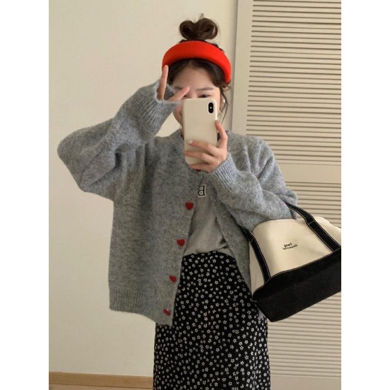 Sweet soft waxy love buckle knitted cardigan women's autumn and winter new loose fashion age-reducing crew neck sweater jacket