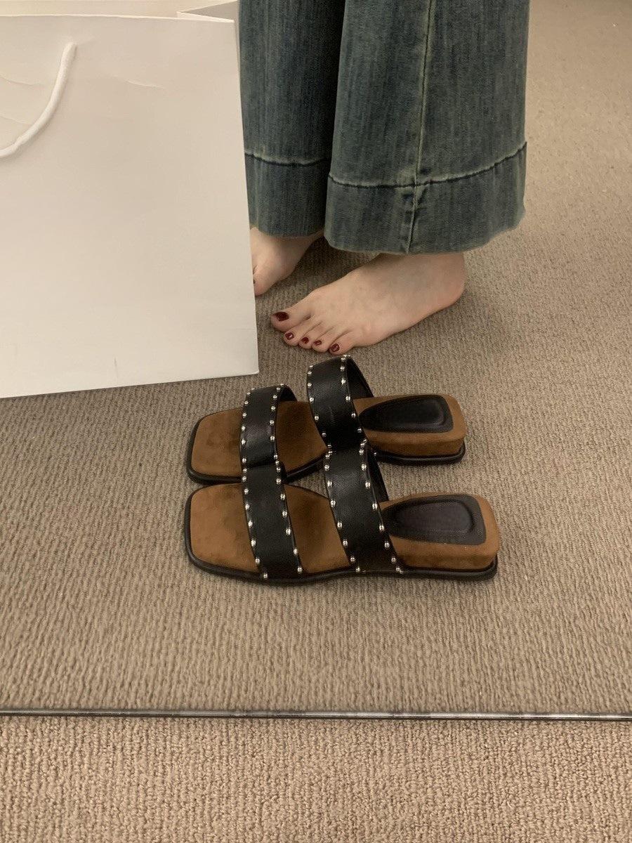 

French retro rivets with small slope heels slippers women s summer wear seaside vacation casual beach sandals 35