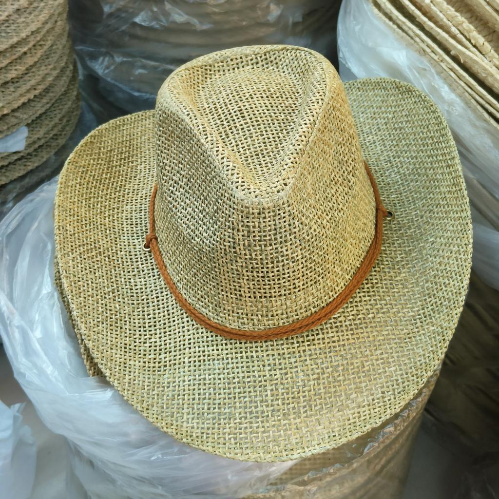 cowboy straw hat wholesale natural corn grass handmade cowboy hats For Men And Women Sun Protection Hats Outdoor Wide Brim cap