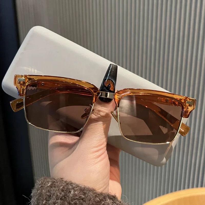 Luxury Brand Designer Retro Eyebrow Metal Frame Square Sunglasses Women For Men Sun Glasses Punk Popular Rivet Eyeglasses