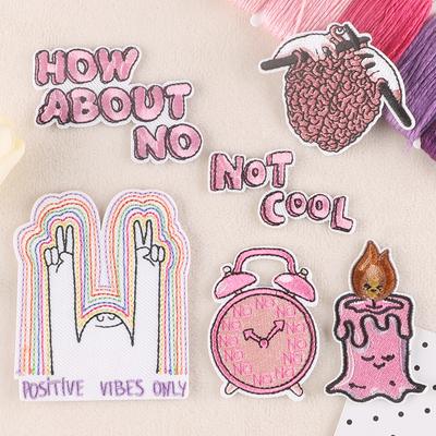 Stickerei-Logo Cartoon-Abzeichen Englisch Brief Patch Kleidung Zubehör Hand Konto DIY Zubehör Stickerei Aufkleber