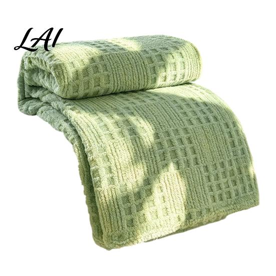 Decorative Textured Throw 3D Waffle Checkered Blanket Solid Color Milk Fleece Plush Lightweight Warm Soft Cozy Cover for Couch Bed Office Naps
