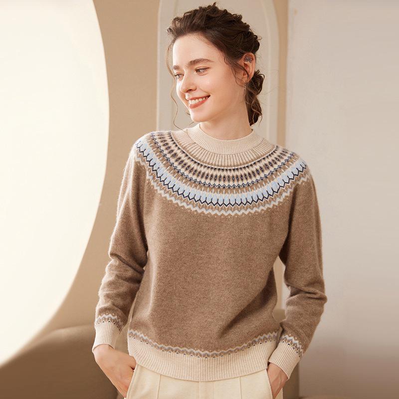 Women's Retro Ethnic Round Neck Cashmere Stripe Long-Sleeve Jacquard Base Layer Shirt