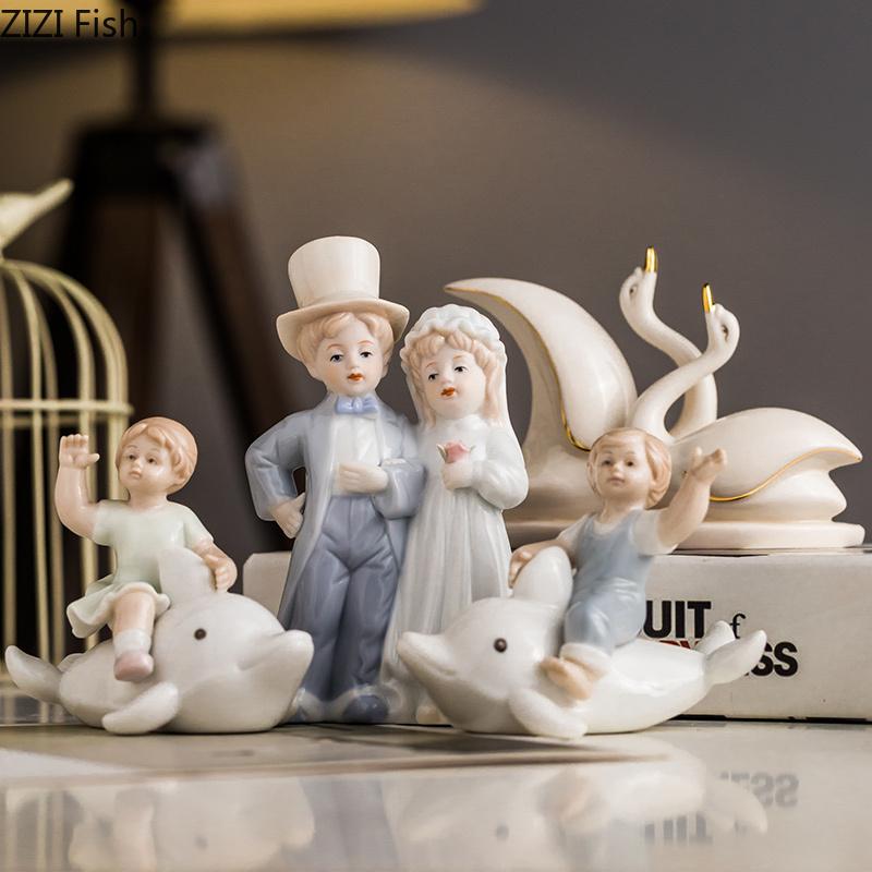 European Ceramic Family Figure Sculpture Bookcase Living Room Decoration Cute Baby Crafts Decoration Figurines Christmas Present