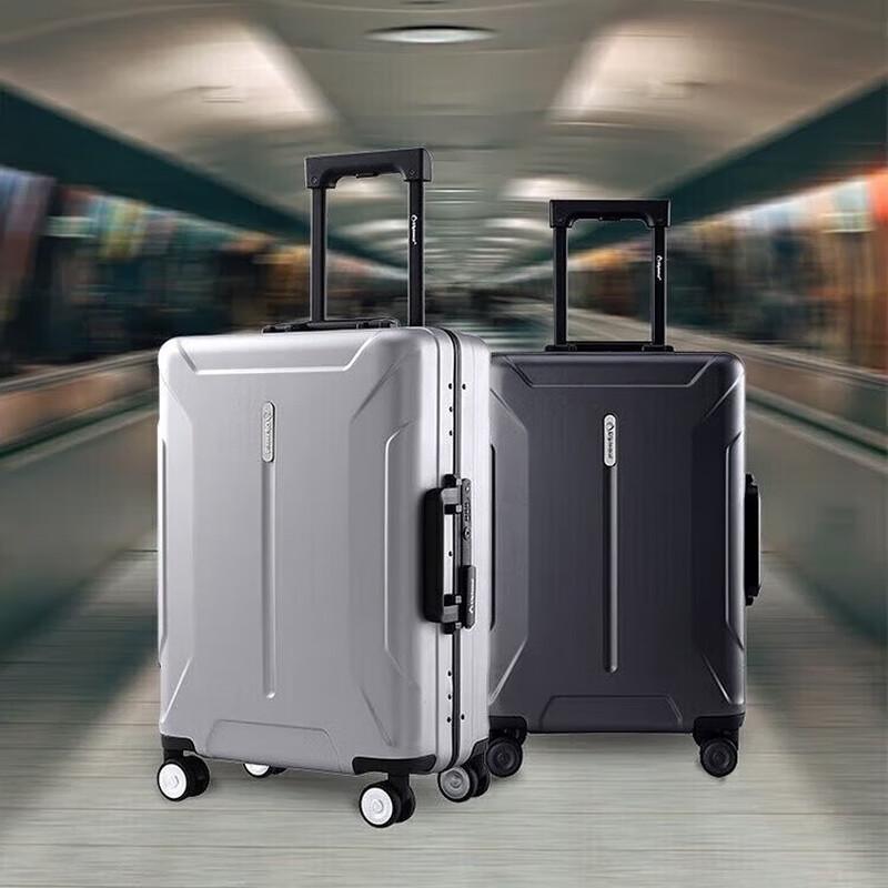 Diplomat HM-26072 Carry-On Business Suitcase