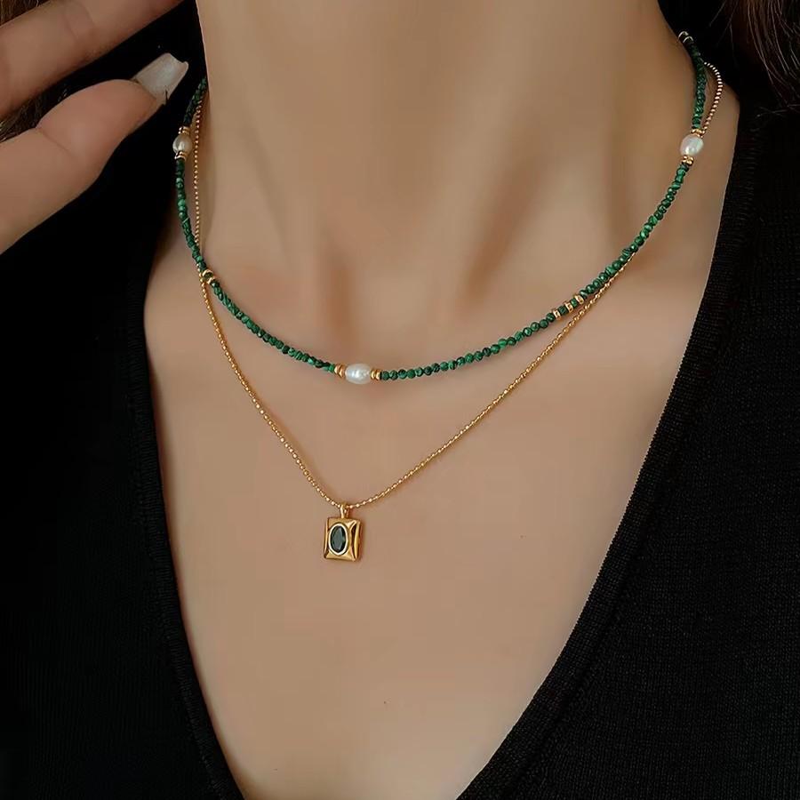 High Quality French Niche Turquoise Beaded Emerald Natural Freshwater Necklace Double Stacked Temperament Women