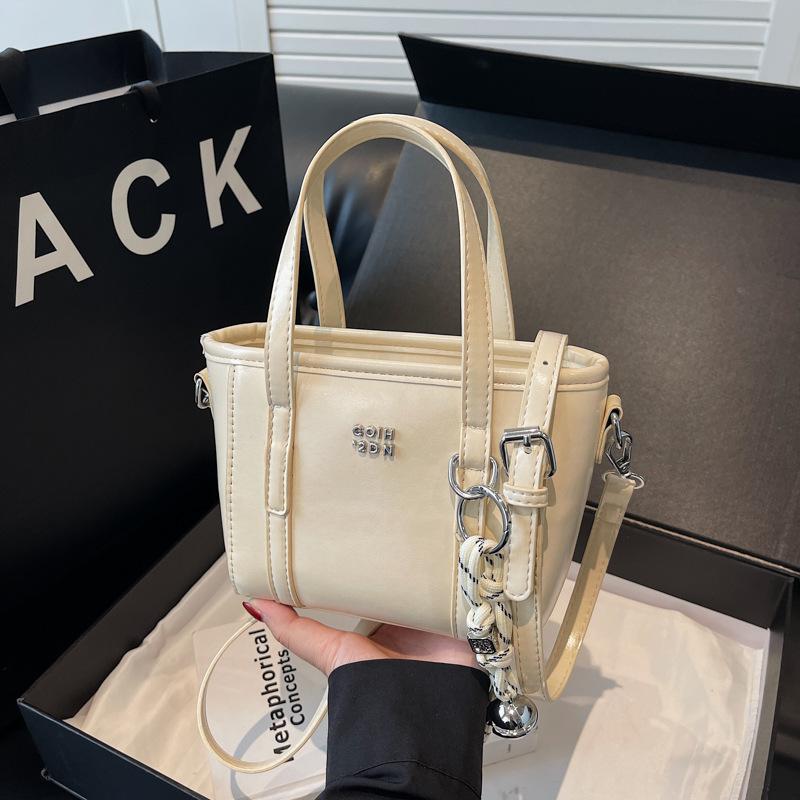 Fashion Handbag Women's New Casual Shoulder Bag Casual Messenger Bag