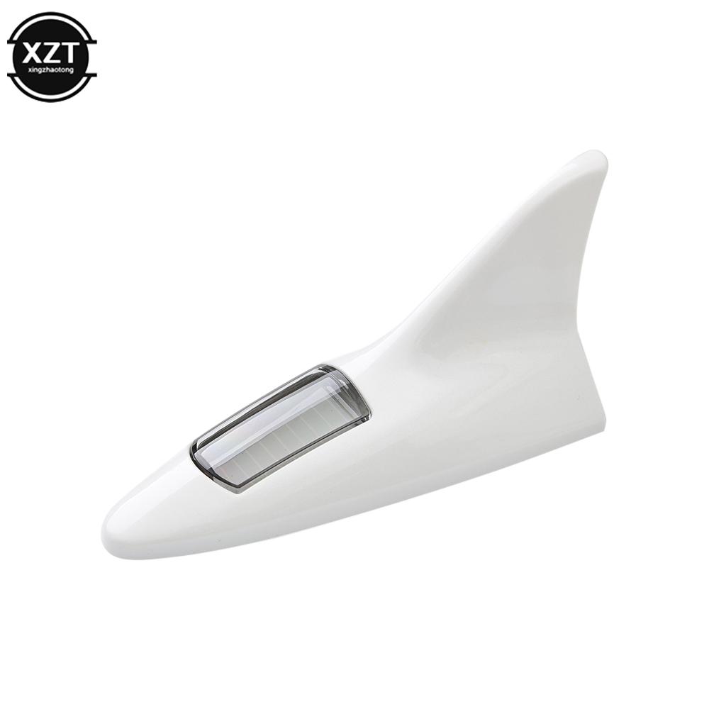 

Универсальный светодиодный фонарь для автомобиля с антенной в виде плавника акулы, модификация хвоста крыши с солнечной автомобильной антенной, предупреждающий свет для безопасности вождения белый