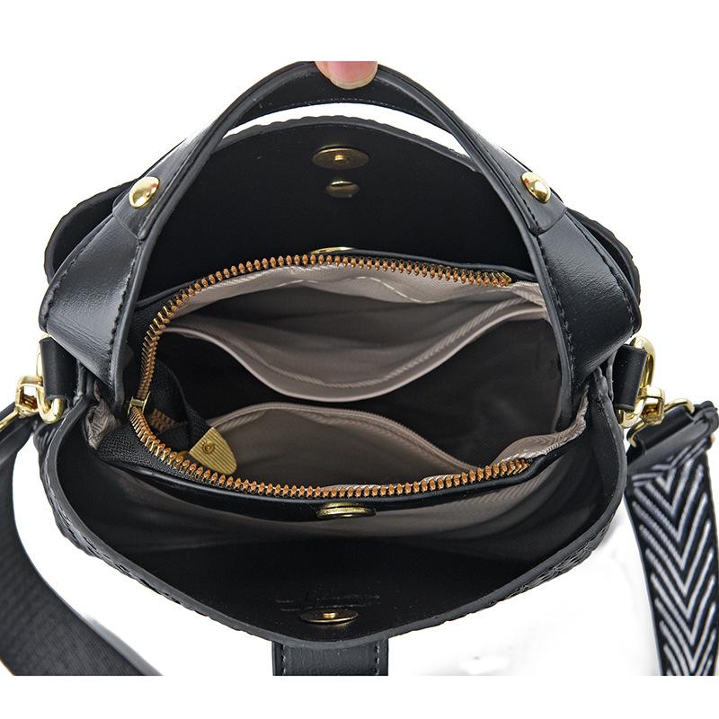 Bag 2025 new bucket bag trendy fashion bag large capacity women's shoulder bag