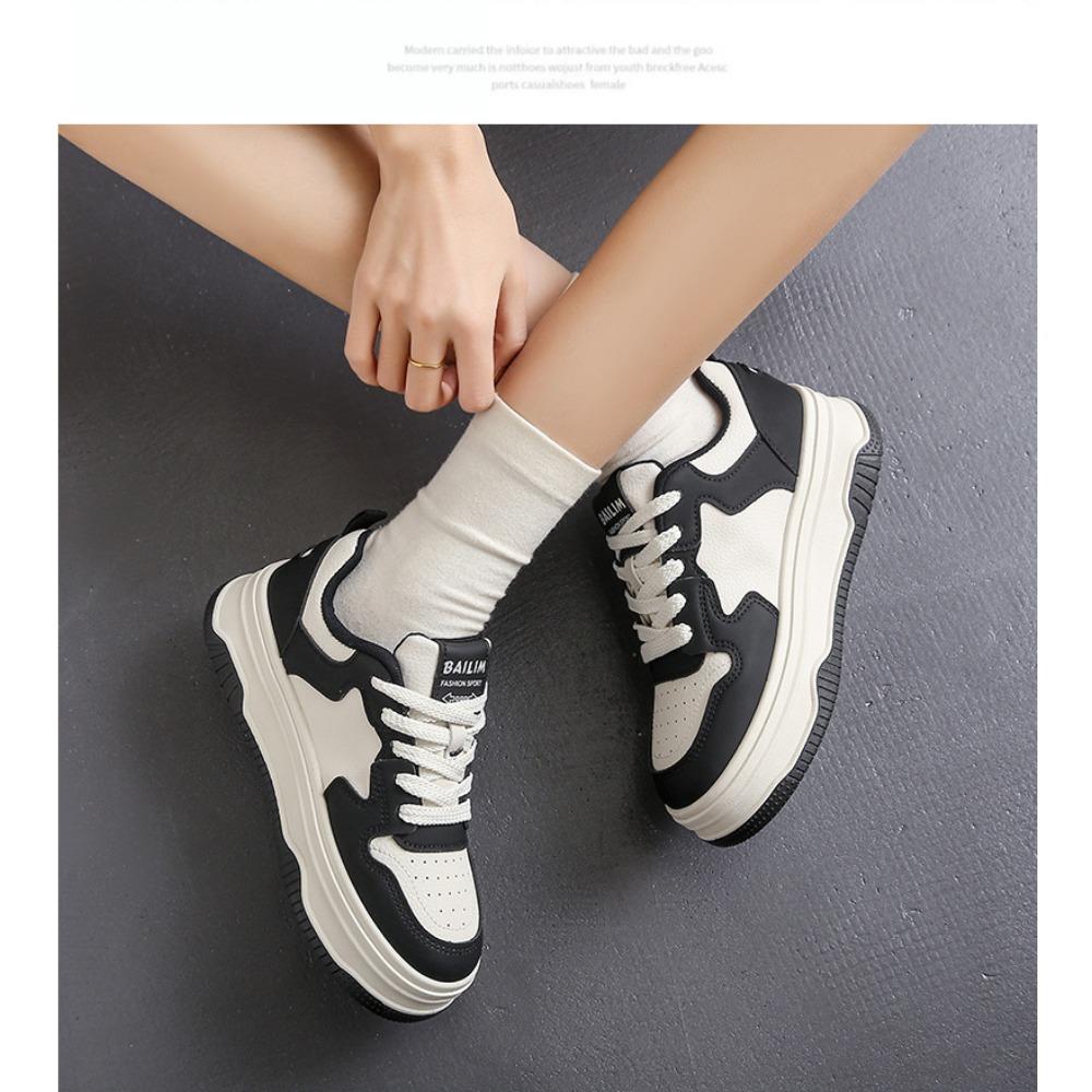 Soft Leather Women's Board Shoes Thick Soled Flat Bottomed Casual Single Shoes