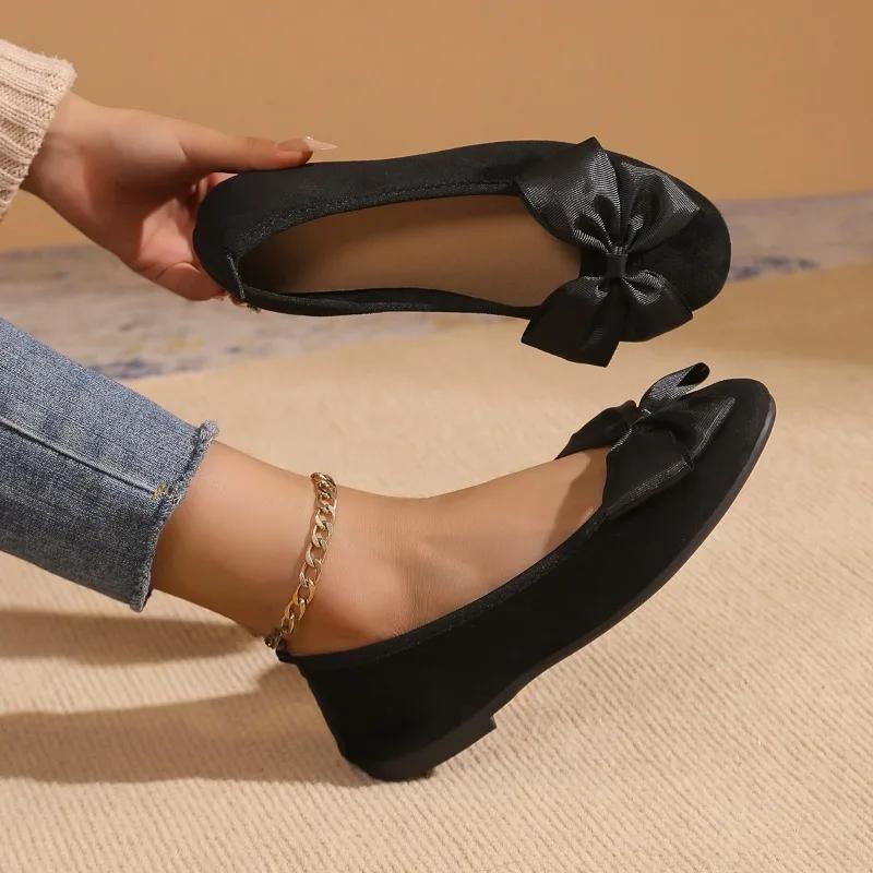 Spring New Flat Shoes Women Fashion Round Head Shallow Mouth Butterfly Suede Soft Sole Non-slip Wear-resistant Single Shoes