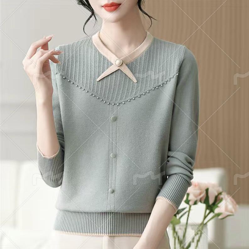 Thickened Knit Sweater for Middle-Aged Women: Stylish Autumn/Winter Pullover