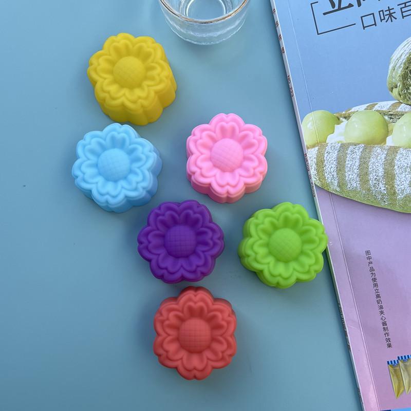 10pcs/lot 5cm Various Flower Designs Silicone Mold Chocolate Pudding Ice Mould Cupcake Cake Tools DIY Mini Soap Candle Molds