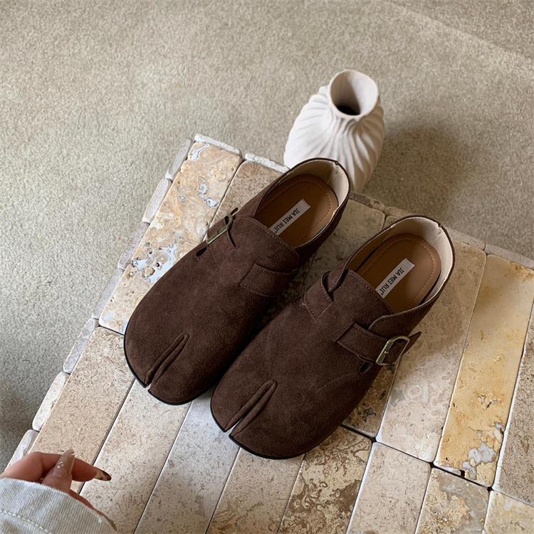 

Мода 2024 Весна Новые Ретро Замшевые Плоские Повседневные Лоферы Шапочки Мягкая Подошва Модные Туфли Без Застежек Для Женщин Обувь Для Женщин Размер 35-39 37 кофейный