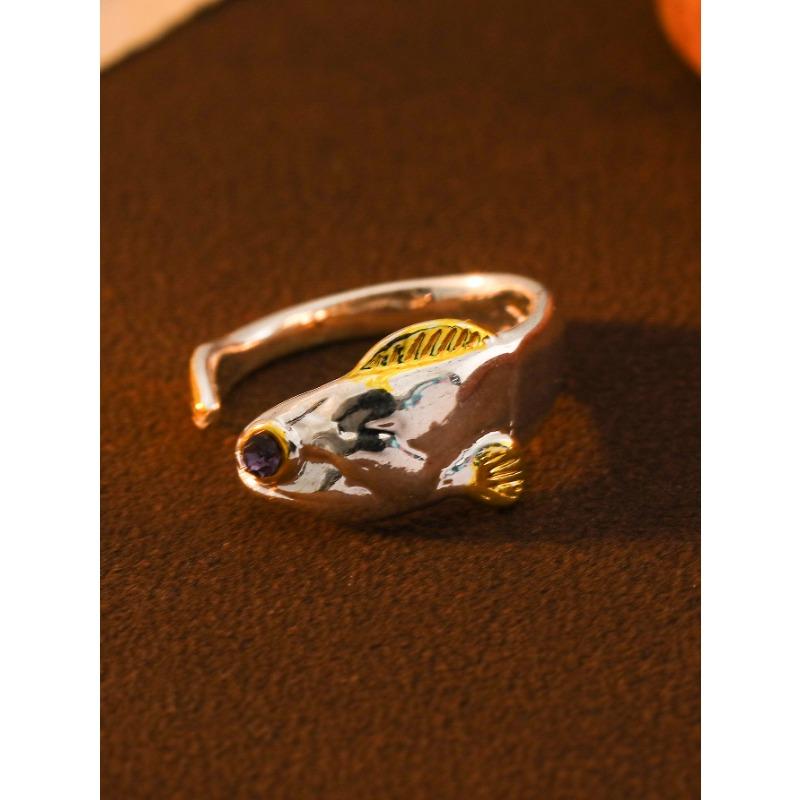 

Кольцо «Голова зверя» с демоническим глазом — это двухцветное, мощное и забавное кольцо с регулируемым отверстием. J111-8