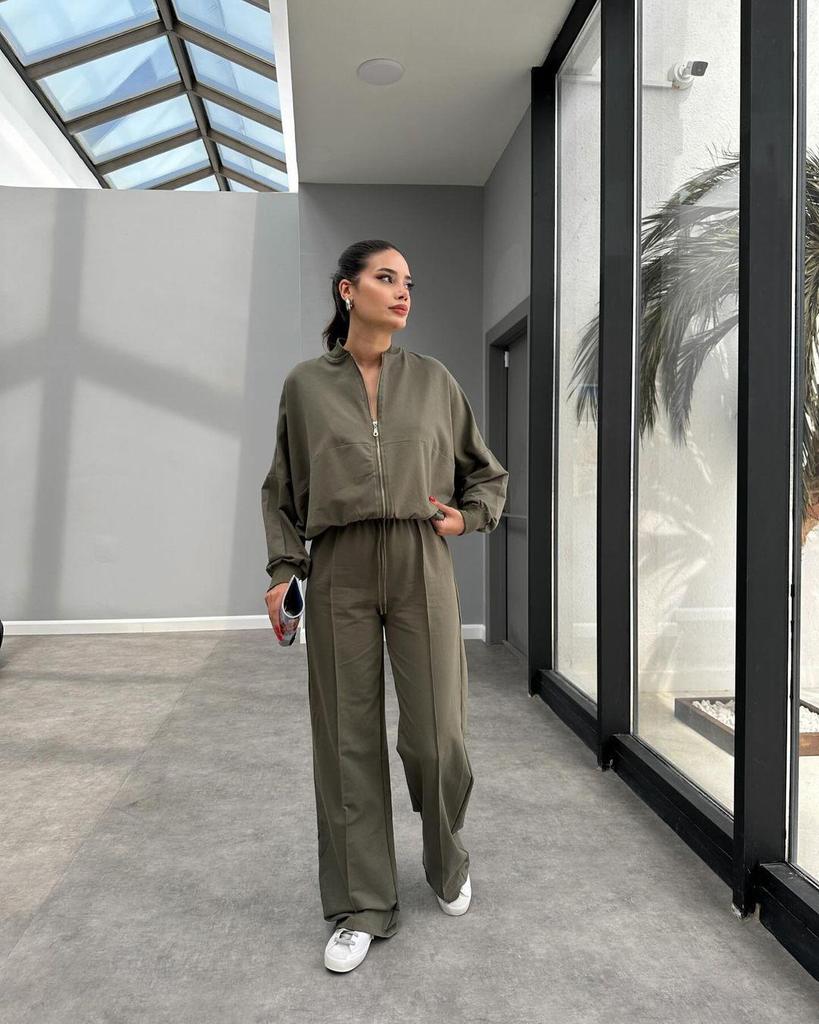 2024 Spring Crew Neck Fashion Sweatshirt Jacket with Casual Straight-Leg Pants