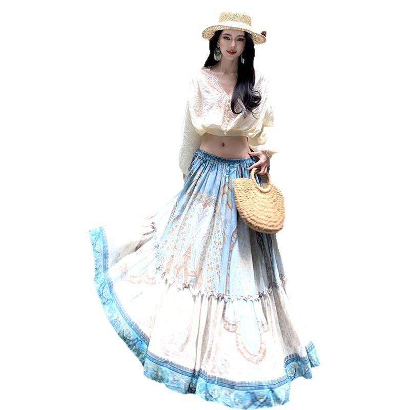 1011 new high-end super fairy French temperament super beautiful lace splicing top skirt set Sanya travel