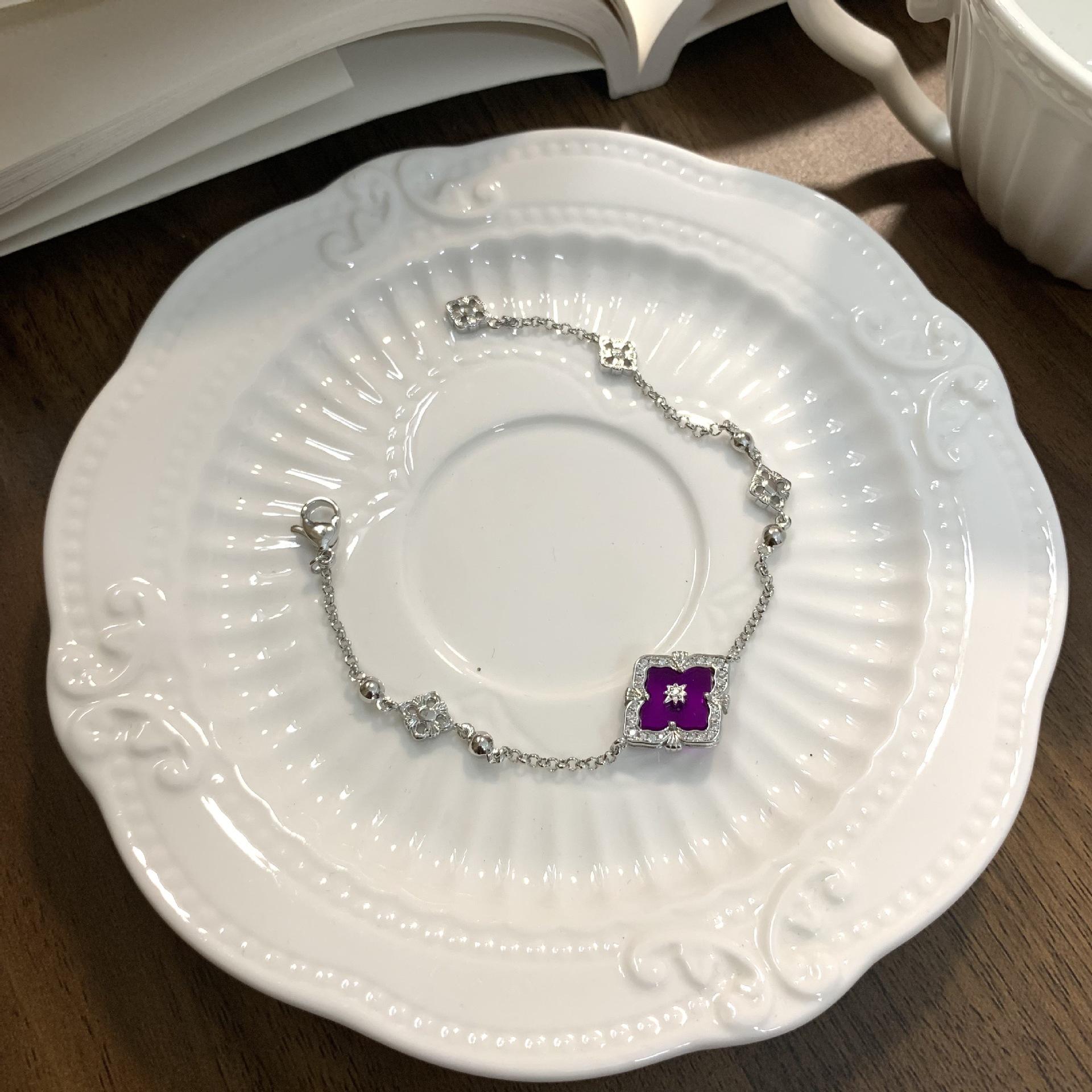 Итальянский Ласбучи Стиль Двора Четырехлистник Натуральный Белый Рябчик Тигровый Глаз Браслет Легкая Роскошь Высококлассные Украшения