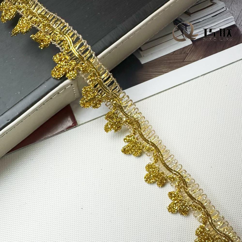 

Золотой и Серебряный Проволочный Треугольный Кружевной Головной Убор-Корона - Декоративный Аксессуар в Этническом Стиле Мяо