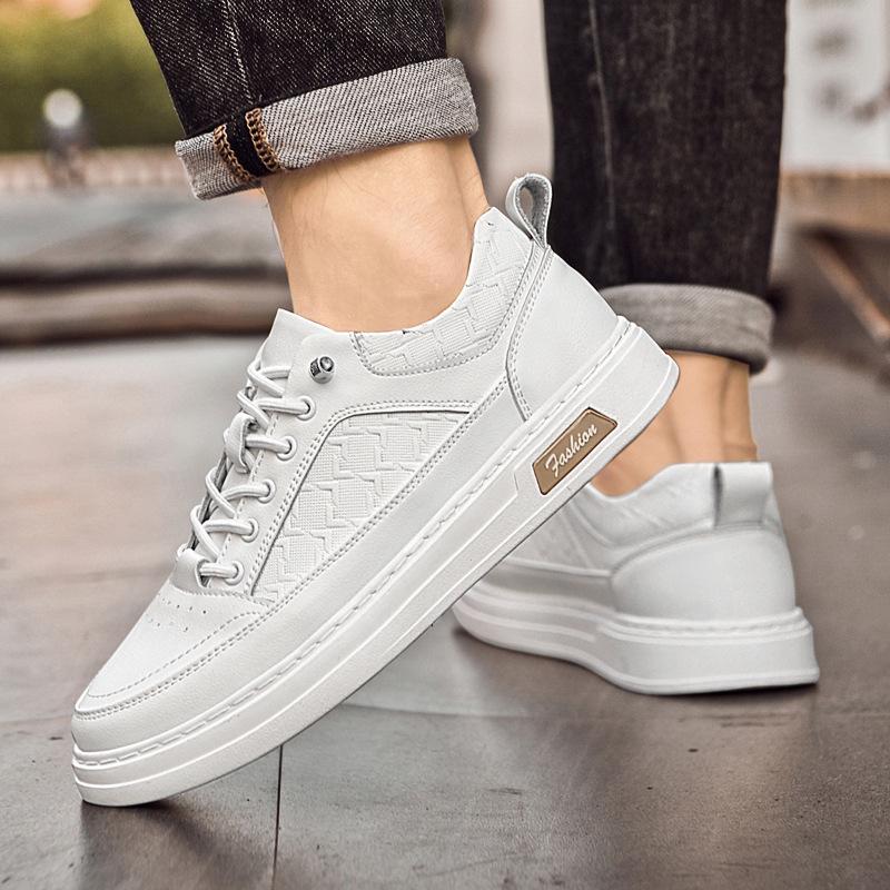 Men's Genuine Leather Slip-On Casual White Board Shoes, Size 45, Trendy No-Tie Design for Spring and Autumn
