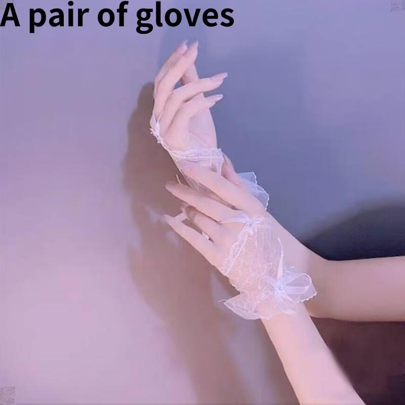 Stylish Short Mesh Gloves For Bride's Wedding Attire And Daily Wear In Soft White