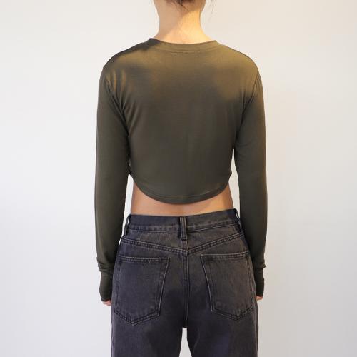 Keuluchi Symbol Crop Long-Sleeved T-Shirt (Olive) Womens