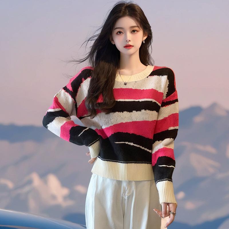2025 Autumn Arrival: Korean Style Striped Round Neck Pullover Knit Sweater for Women