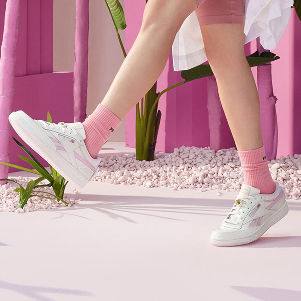Reebok Kakao X  Club C Series Synthetic Leather Comfortable Low-Top Sneakers Unisex Sneakers White Pink GV8584