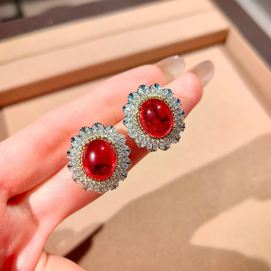 Light Luxury Pigeon Blood Ruby Set Exaggerated Pigeon Egg Zircon Necklace Pendant Colored Treasure Earrings Royal Blue Ring Woman