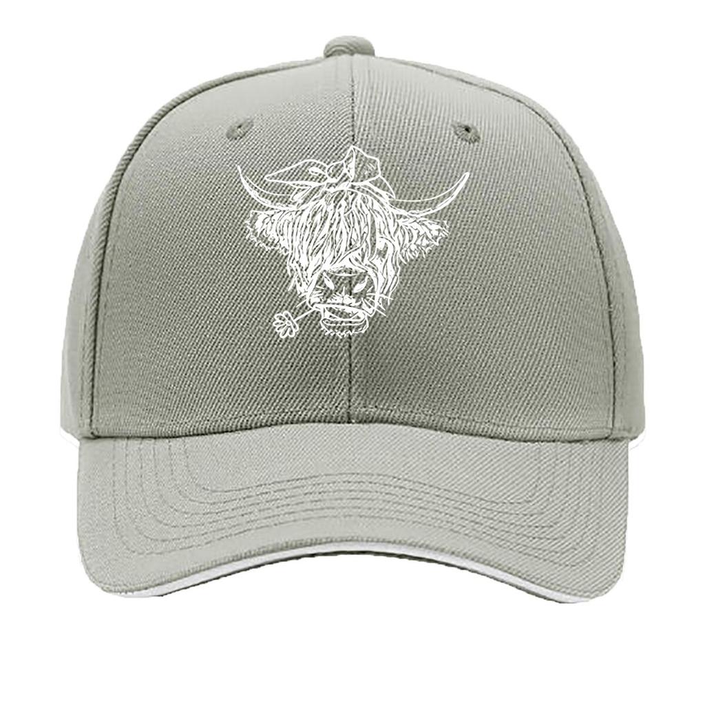 UnisexS Black Baseball Cap with Bull Head Print Stylish Versatile and Trendy Outdoor Hat for Casua Sandwich Baseball Cap