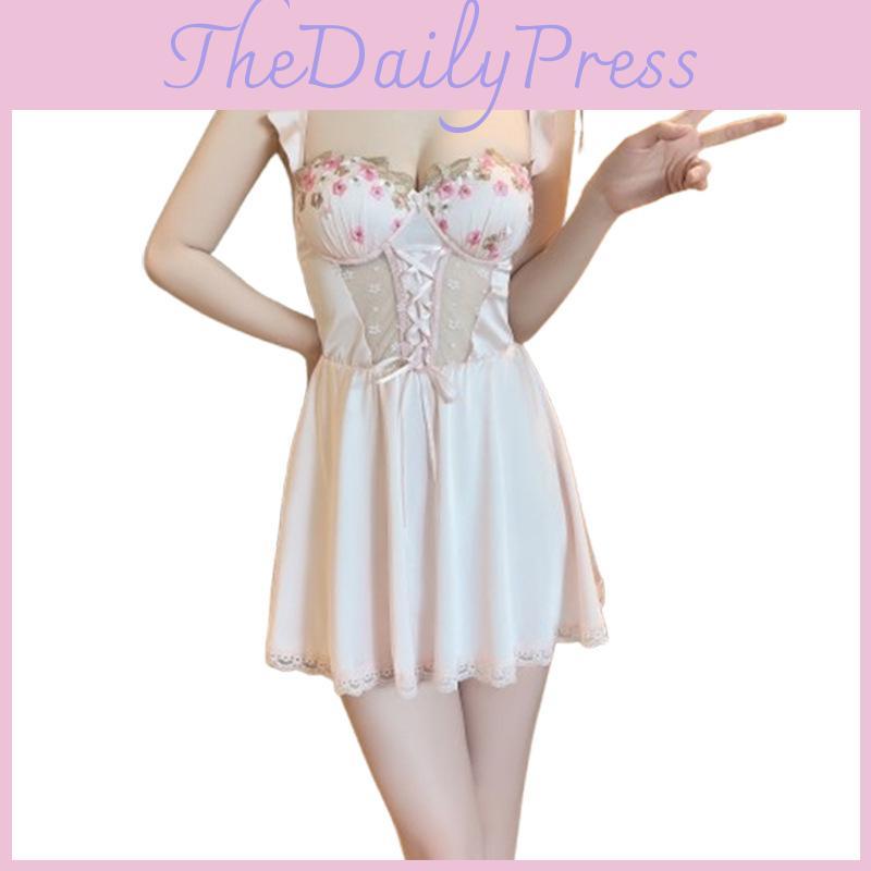 Satin Sleepwear Set With Deep V Neck And Bust Padding For Relaxing Nightwear For Women