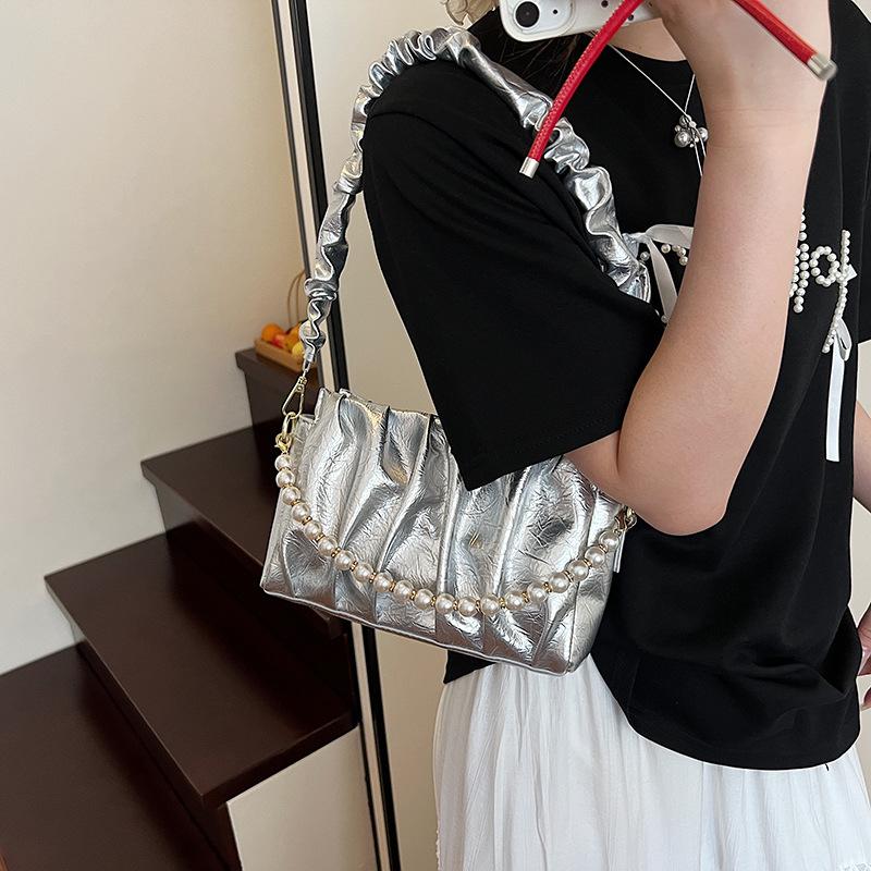 Pearl Chain Underarm Bag Women's Fashion Pleated Shoulder Bag New Messenger Bag