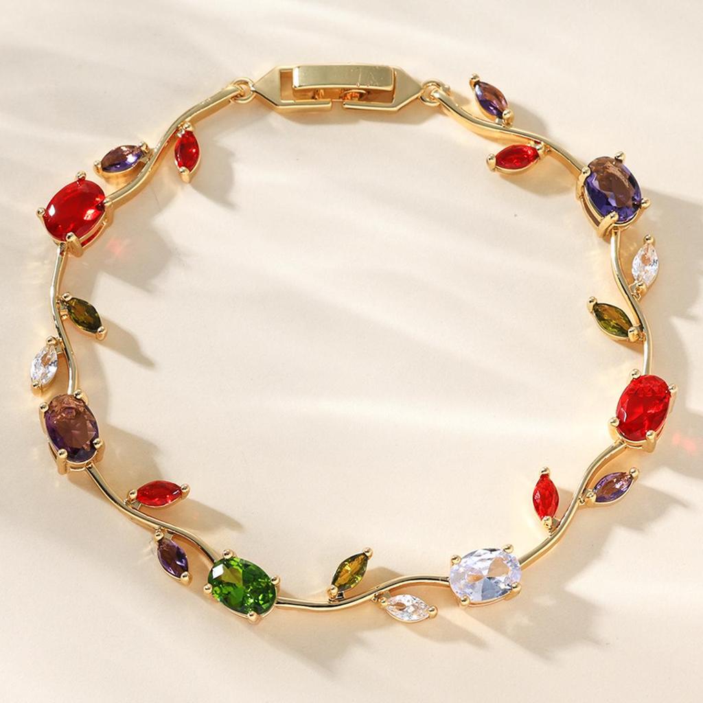 Chic Sweetheart Bracelet: Flower, Leaf & Butterfly Zircon Design - Perfect for Valentine's Day