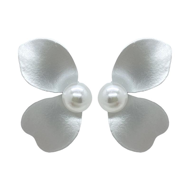 

Серьги-пусеты из стерлингового серебра 925 пробы в стиле ретро с жемчугом и дизайном в виде белых лепестков - Элегантное нишевое изделие